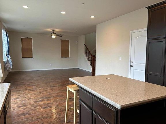 5th image of 291 Slate Ave