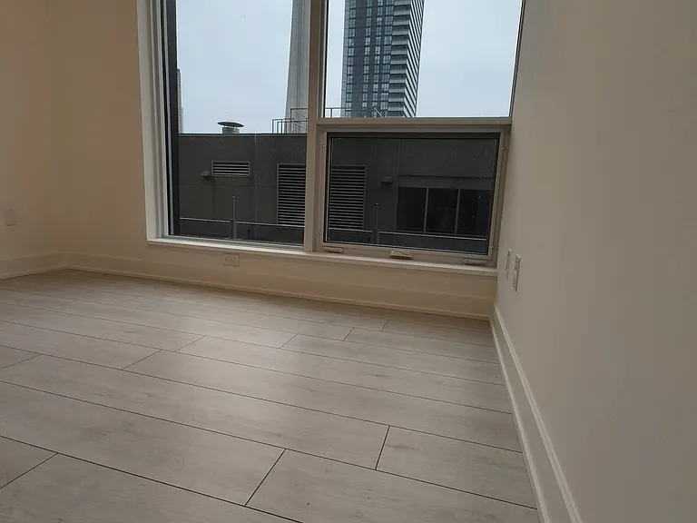 15 Mercer St #1302 — Photo 14