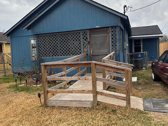 2nd image of 1337 3rd St