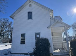 725 W Williams Ave, Bellefontaine, OH 43311