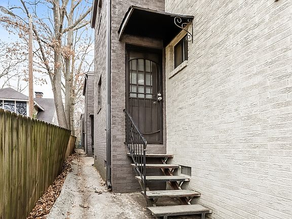 5th image of 755 Saint Charles Ave NE APT 4
