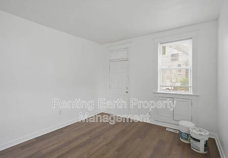 3127 Clay Ave — Photo 18