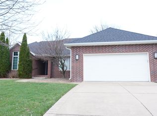 1008 E Turnbridge Cir, Springfield, MO 65810
