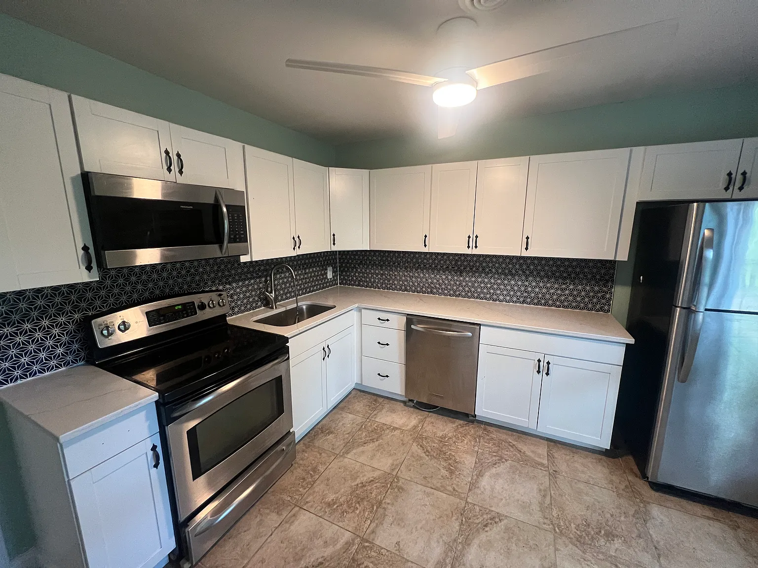 1 bed, 500 sqft, $875 — Photo 1