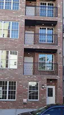 Rented by Grand & Co. | media 64