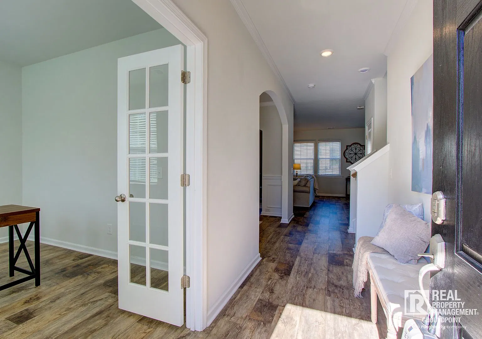 Spacious 5-Bedroom Rental in Coosaw Preserve with Loft, Office & Fenced Yard — Photo 4