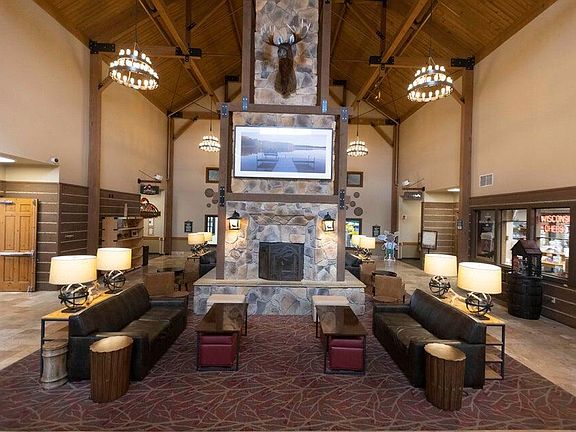 2nd image of 7020 Grand Geneva WAY #220