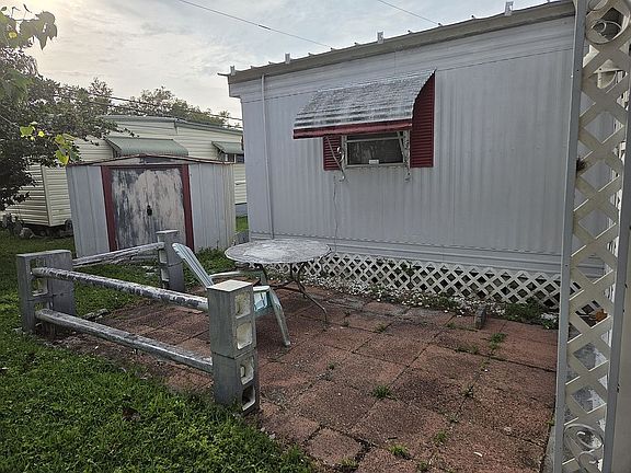 5th image of 2560 62nd Ave N Lot 250