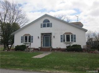 6800 Swigert Rd, Appleton, NY 14008