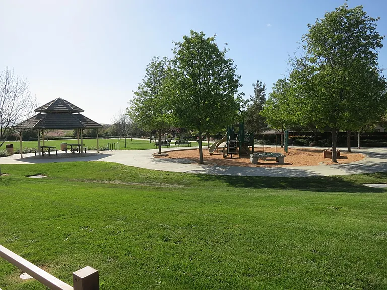 Asterbell Dr — Photo 9