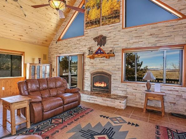 3334 Campfire Rd