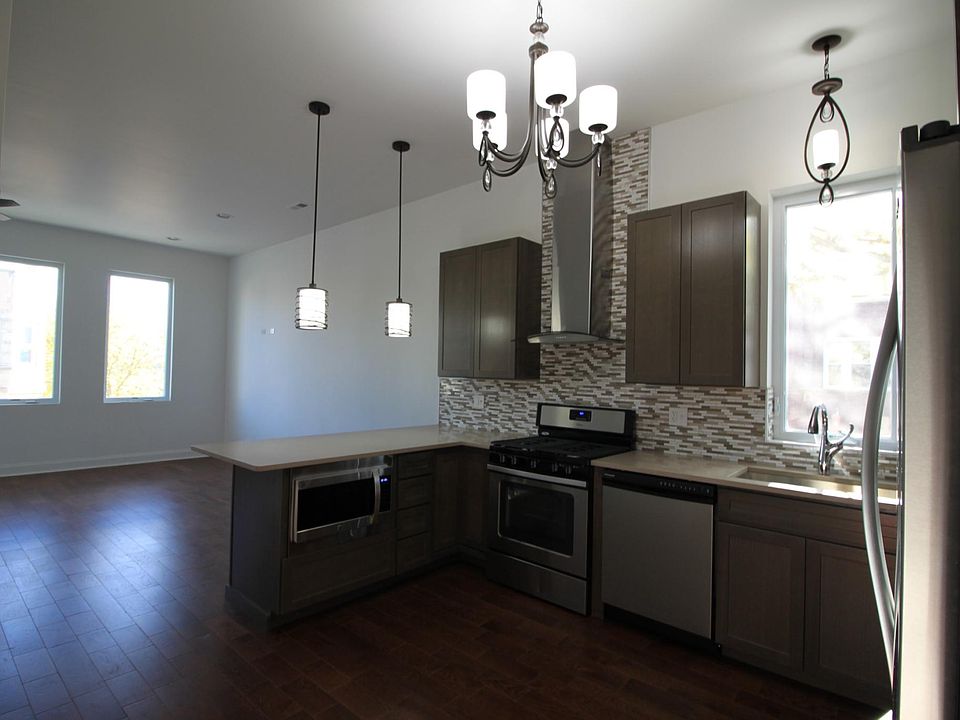1st image of 3658 W Armitage Ave #1