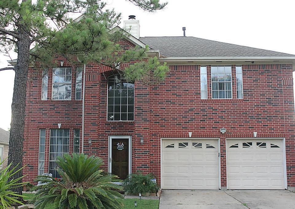 1st image of 3530 Brookwood Dr