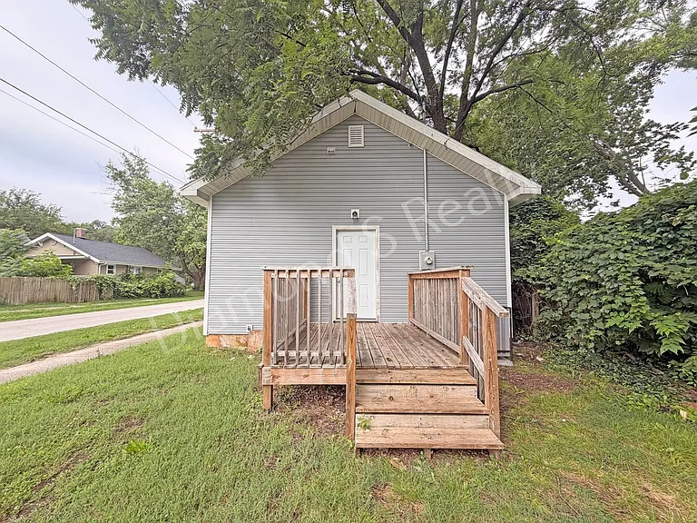 856 S Nettleton Ave — Photo 26