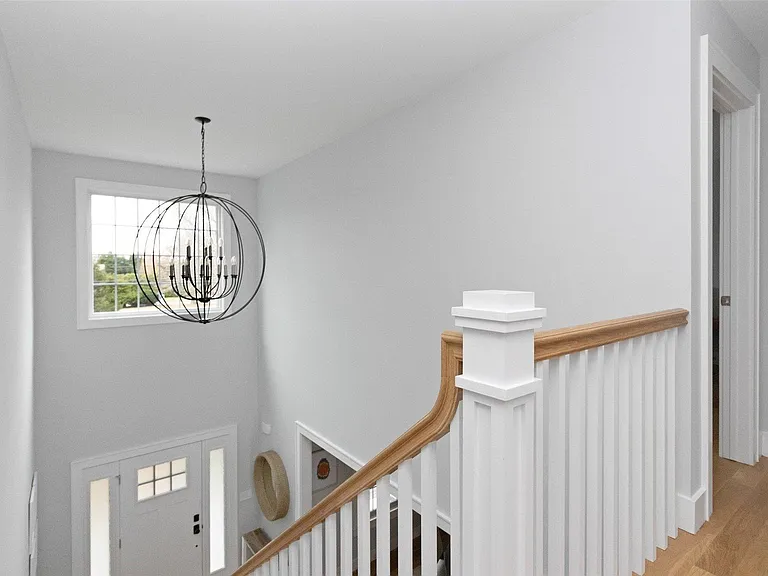 75 Clearview Ave — Photo 15