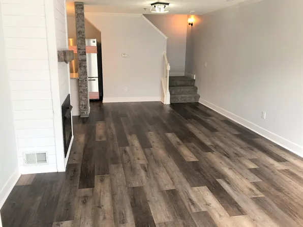 2587 Concord Way, Mendota Heights, MN 55120
