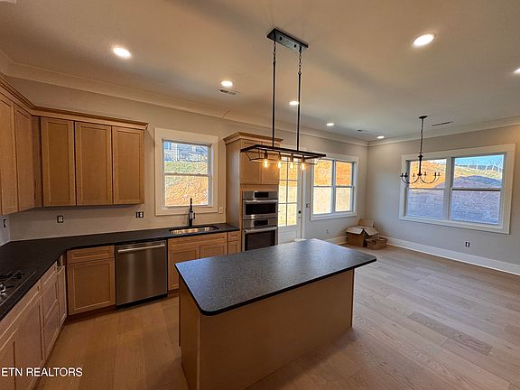 4th image of 11713 Sunrise View Ln