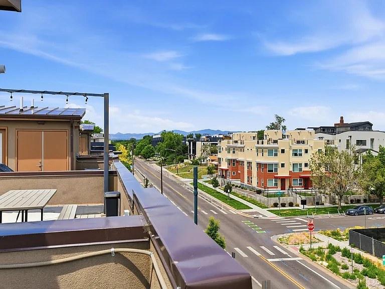 3348 W 17th Ave — Photo 31