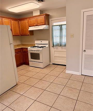 4th image of 107 K St #A