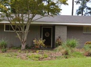109 W Meadowbrook Dr, Brookhaven, MS 39601