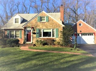 26 Homestead Ter, Scotch Plains, NJ 07076