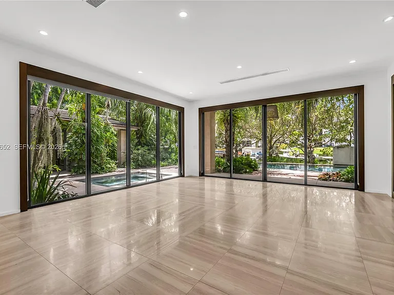 6840 Sunrise Pl — Photo 14