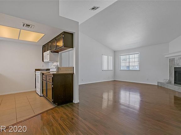 2nd image of 5409 Centurion Ct Unit 202