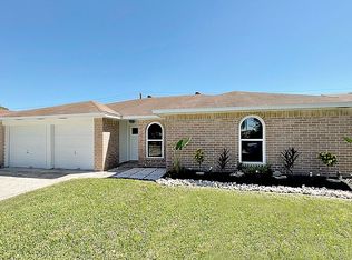 3703 Roseberry Dr, La Porte, TX 77571
