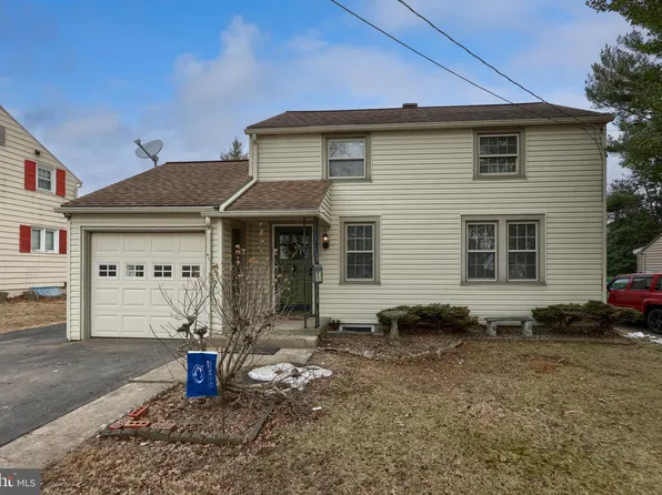 1297 Graystone Rd, Manheim, PA 17545
