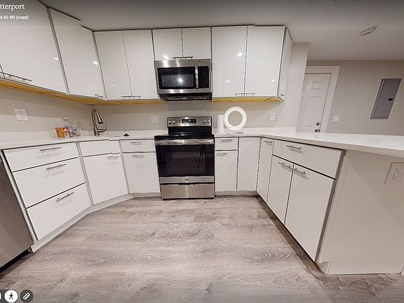 4th image of 43 Bay State Rd #1