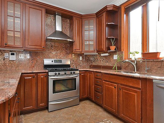 3rd image of 99-31 63rd Ave Floor 2
