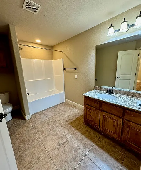 2701 Ledbury Cv — Photo 16