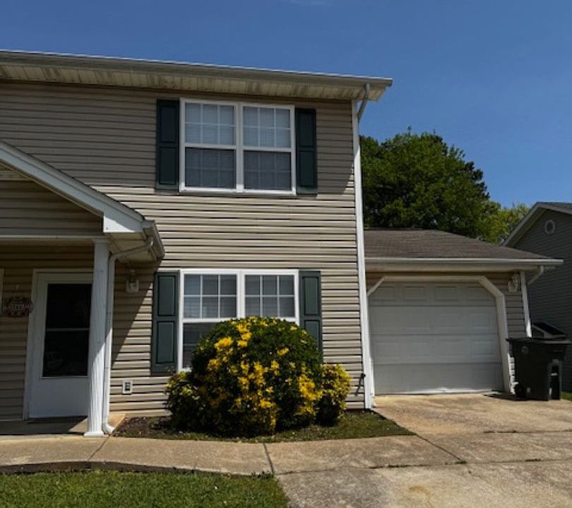 1st image of 3936 Webb Oaks Ct
