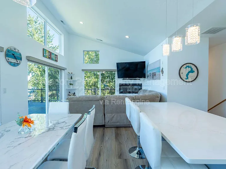 925 Comeback Bay Ln — Photo 11