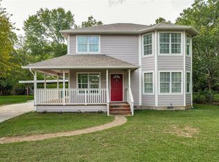 5401 Pomona Ave, River Oaks, TX 76114