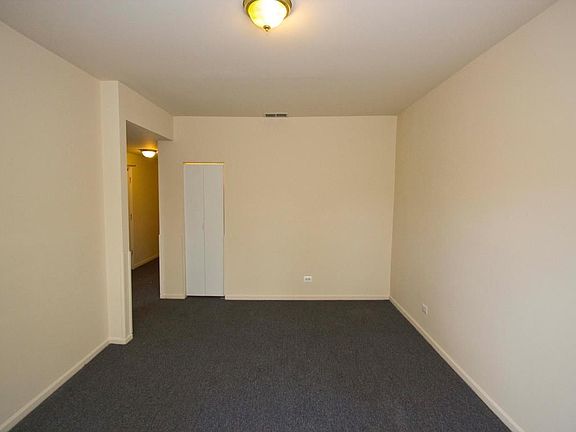 3rd image of 6201 S Greenwood Ave