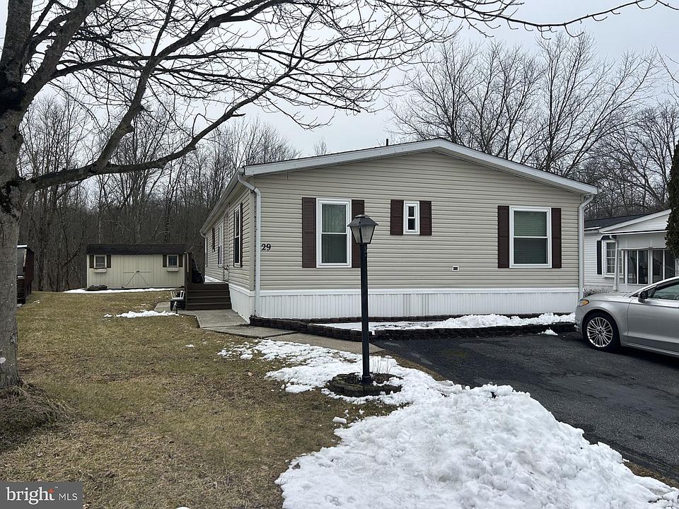 1st image of 29 Meadow Run Pl