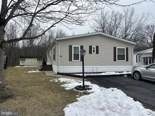 29 Meadow Run Pl, Harrisburg, PA 17112