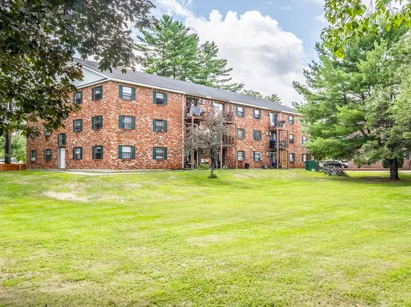 Meadowbrook Apartments, 86 Fisherville Rd #7c618d41f, Concord, NH 03303