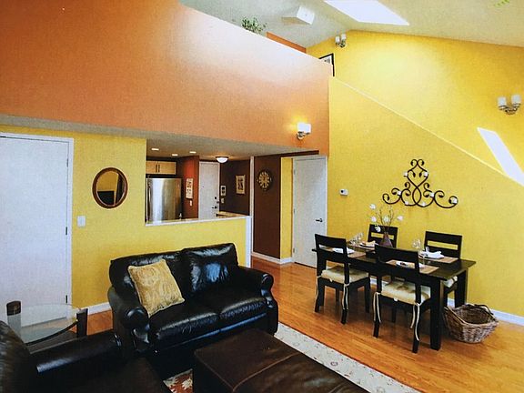 2nd image of 149 Essex St APT 6V