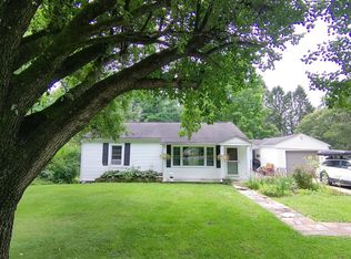 715 Maxwell Hill Rd, Beckley, WV 25801
