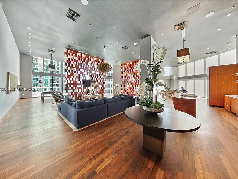 1300 Brickell Bay Dr #2509 — Photo 26