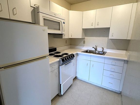 4th image of 966 Fremont St #966-A1