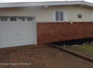 21 W Pampano Dr, Brick, NJ 08723