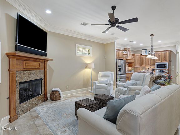 4th image of 216 Brightwood Dr