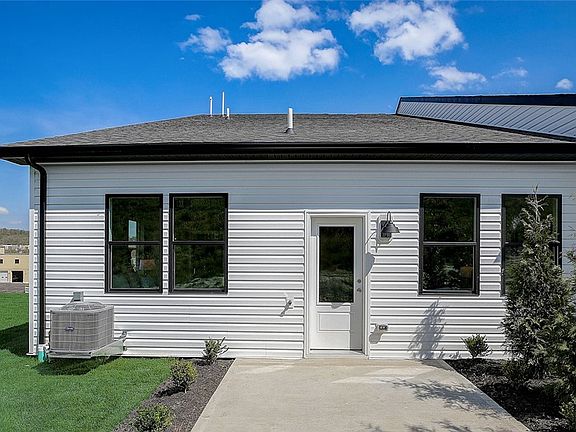 4th image of 102 Delmonica Dr