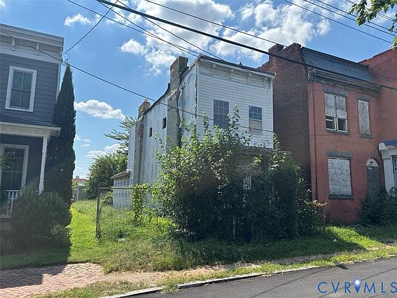 2nd image of 2605 Q St
