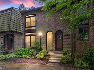 7962 Inverness Ridge Rd, Potomac, MD 20854