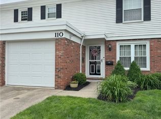110 Gaslight Ln, Cleveland, OH 44124