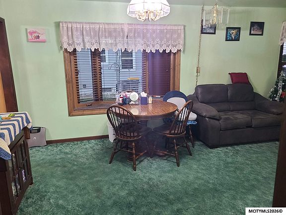 5th image of 539 20th St SE